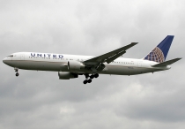 United Airlines, Boeing 767-322ER, N657UA, c/n 27112/479, in LHR