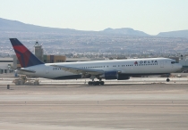 Delta Air Lines, Boeing 767-332, N128DL, c/n 24078/207, in LAS