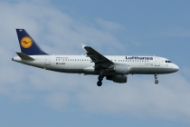Lufthansa, Airbus A320-211, D-AIQP, c/n 346, in FRA
