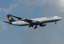 Lufthansa, Airbus A340-313X, D-AIFD, c/n 390, in FRA