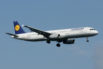 Lufthansa, Airbus A321-131, D-AIRT, c/n 652, in FRA