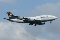 Lufthansa, Boeing 747-430, D-ABVL, c/n 26425/898, in FRA