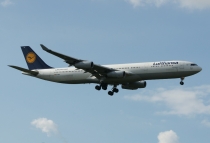 Lufthansa, Airbus A340-313X, D-AIGL, c/n 135, in FRA