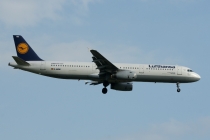 Lufthansa, Airbus A321-131, D-AIRM, c/n 518, in FRA