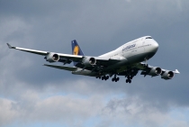 Lufthansa, Boeing 747-430, D-ABVX, c/n 29868/1237, in FRA