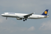 Lufthansa, Airbus A321-131, D-AIRF, c/n 493, in FRA