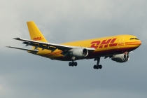 DHL Cargo (EAT - European Air Transport), Airbus A300B4-203F, OO-DLU, c/n 289, in FRA