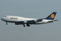 Lufthansa, Boeing 747-430M, D-ABTB, c/n 24286/749, in FRA