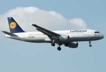Lufthansa, Airbus A320-211, D-AIQW, c/n 1367, in FRA