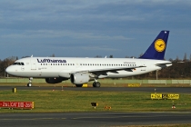 Lufthansa, Airbus A320-211, D-AIQW, c/n 1367, in TXL