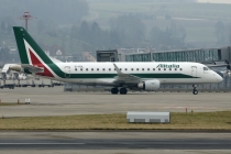 Alitalia CityLiner, Embraer ERJ-175STD, EI-RDL, c/n 17000345, in ZRH