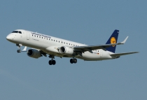 CityLine (Lufthansa Regional), Embraer ERJ-190LR, D-AEBM, c/n 19000523, in ZRH