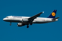 Lufthansa, Airbus A320-211, D-AIPH, c/n 086, in TXL
