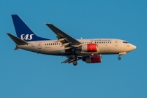 SAS - Scandinavian Airlines, Boeing 737-683, LN-RCU, c/n 30190/335, in TXL