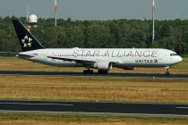 United Airlines, Boeing 767-322ER, N653UA, c/n 25391/460, in TXL