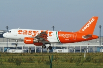 EasyJet Airline, Airbus A319-111, G-EZIW, c/n 2578, in SXF