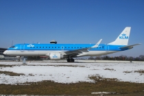KLM Cityhopper, Embraer ERJ-190STD, PH-EZT, c/n 19000519, in TXL