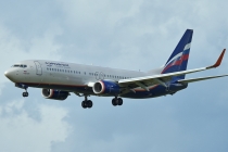 Aeroflot Russian Airlines, Boeing 737-8LJ(WL), VQ-BWE, c/n 41213/5652, in SXF