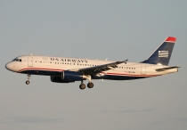 US Airways, Airbus A320-232, N647AW, c/n 762, in LAS