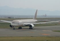 Asiana Airlines, Boeing 777-28EER, HL7739, c/n 29175/526, in KIX