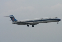 China Southern Airlines, McDonnell Douglas MD-90-30, B-2261, c/n 53531/2228, in KIX