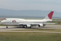 JAL - Japan Airlines, Boeing 747-446, JA8072, c/n 24424/760, in KIX