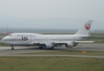 JAL - Japan Airlines, Boeing 747-446, JA8086, c/n 25308/885, in KIX