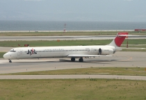 JAL - Japan Airlines, McDonnell Douglas MD-90-30, JA002D, c/n 53556/2210, in KIX