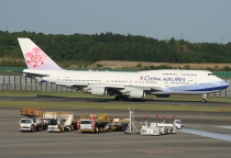 China Airlines, Boeing 747-409, B-18215, c/n 33737/1358, in NRT