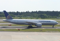 Continental Airlines, Boeing 777-224ER, N74007, c/n 29477/197, in NRT