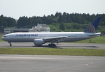 Continental Airlines, Boeing 777-224ER, N77006, c/n 29476/183, in NRT