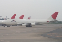 JAL - Japan Airlines, Boeing 747-446, JA8075, c/n 24427/780, in NRT