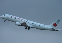 Air Canada, Embraer ERJ-190AR, C-FGLY, c/n 19000028, in SEA