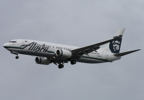 Alaska Airlines, Boeing 737-890(WL), N562AS, c/n 35091/2084, in SEA 