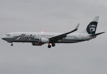 Alaska Airlines, Boeing 737-890(WL), N588AS, c/n 35685/2454, in SEA