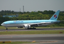 Korean Air, Boeing 777-2B5ER, HL7733, c/n 34206/520, in NRT 