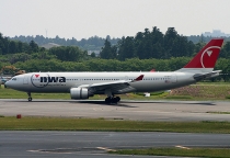 NWA - Northwest Airlines, Airbus A330-223, N860NW, c/n 778, in NRT