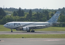 PIA - Pakistan Intl. Airlines, Airbus A310-308, AP-BEB, c/n 587, in NRT
