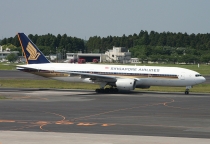 Singapore Airlines, Boeing 777-212, 9V-SQN, c/n 33373/487, in NRT