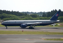 United Airlines, Boeing 777-222ER, N222UA, c/n 30553/352, in NRT