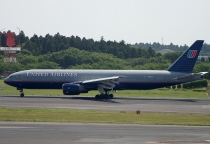 United Airlines, Boeing 777-222ER, N228UA, c/n 30556/384, in NRT