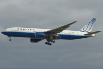 United Airlines, Boeing 777-222, N774UA, c/n 26936/2, in FRA