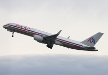 American Airlines, Boeing 757-223(WL), N176AA, c/n 32395/994, in SEA