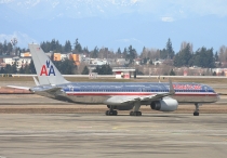 American Airlines, Boeing 757-223(WL), N696AN, c/n 26976/627, in SEA