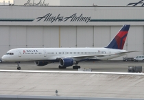 Delta Air Lines, Boeing 757-232, N615DL, c/n 22822/87, in SEA