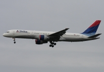 Delta Air Lines, Boeing 757-232, N693DL, c/n 29725/826, in SEA
