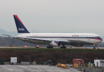 Delta Air Lines, Boeing 767-332, N130DL, c/n 24080/216, in SEA