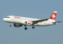 Swiss Intl. Air Lines, Airbus A320-214, HB-IJP, c/n 681, in ZRH