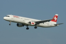 Swiss Intl. Air Lines, Airbus A321-111, HB-IOK, c/n 987, in ZRH