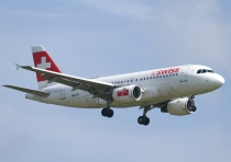 Swiss Intl. Air Lines, Airbus A319-112, HB-IPT, c/n 727, in ZRH